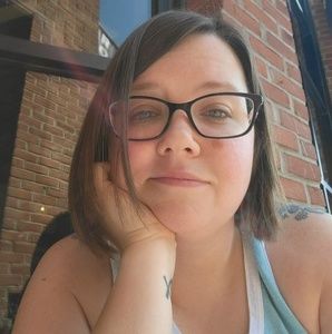 Meet your Posher, Jennevera